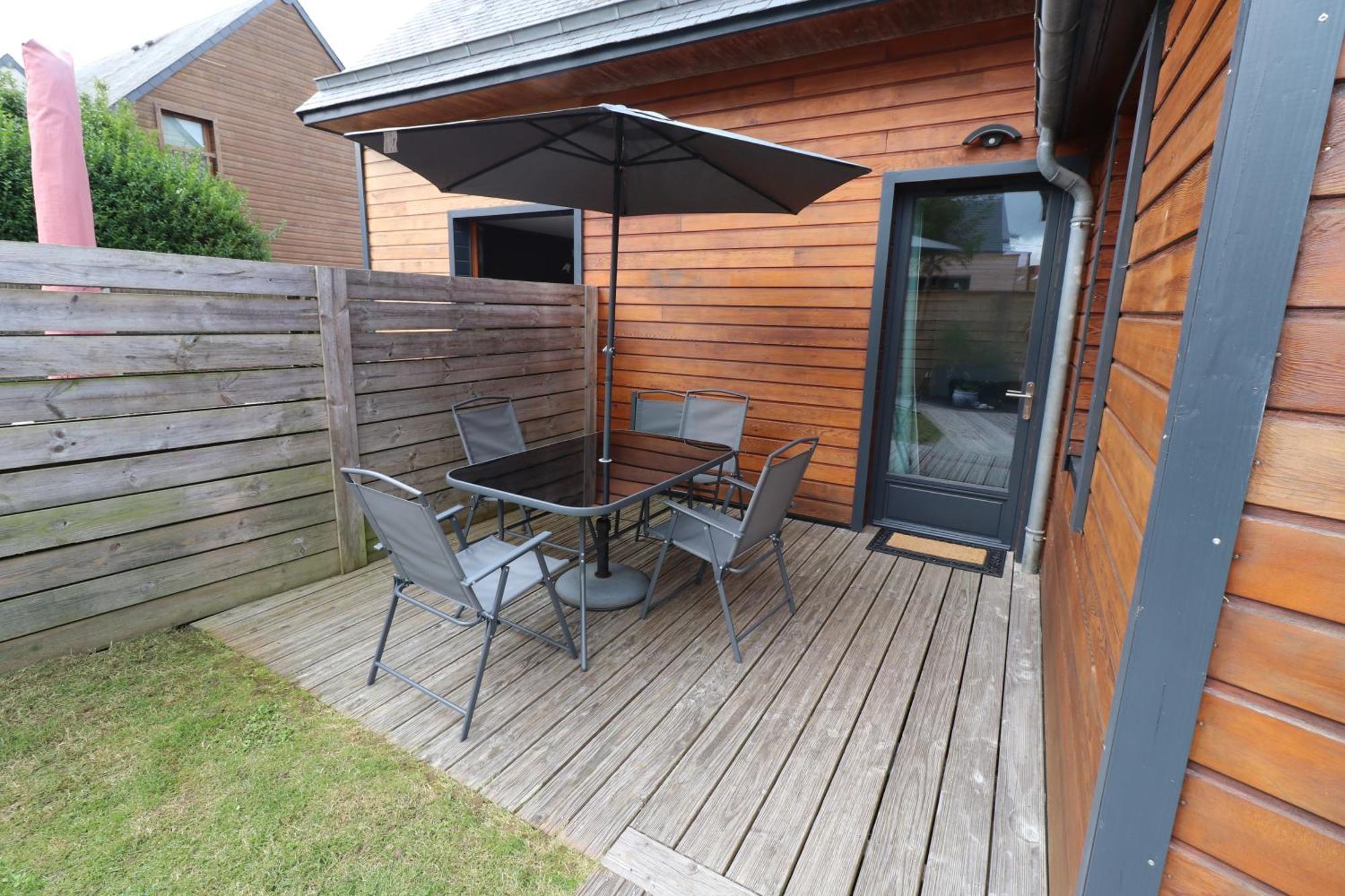Maison Avec Terrasses A 300M De La Mer Juno Beach Bernieres-sur-Mer Exterior photo