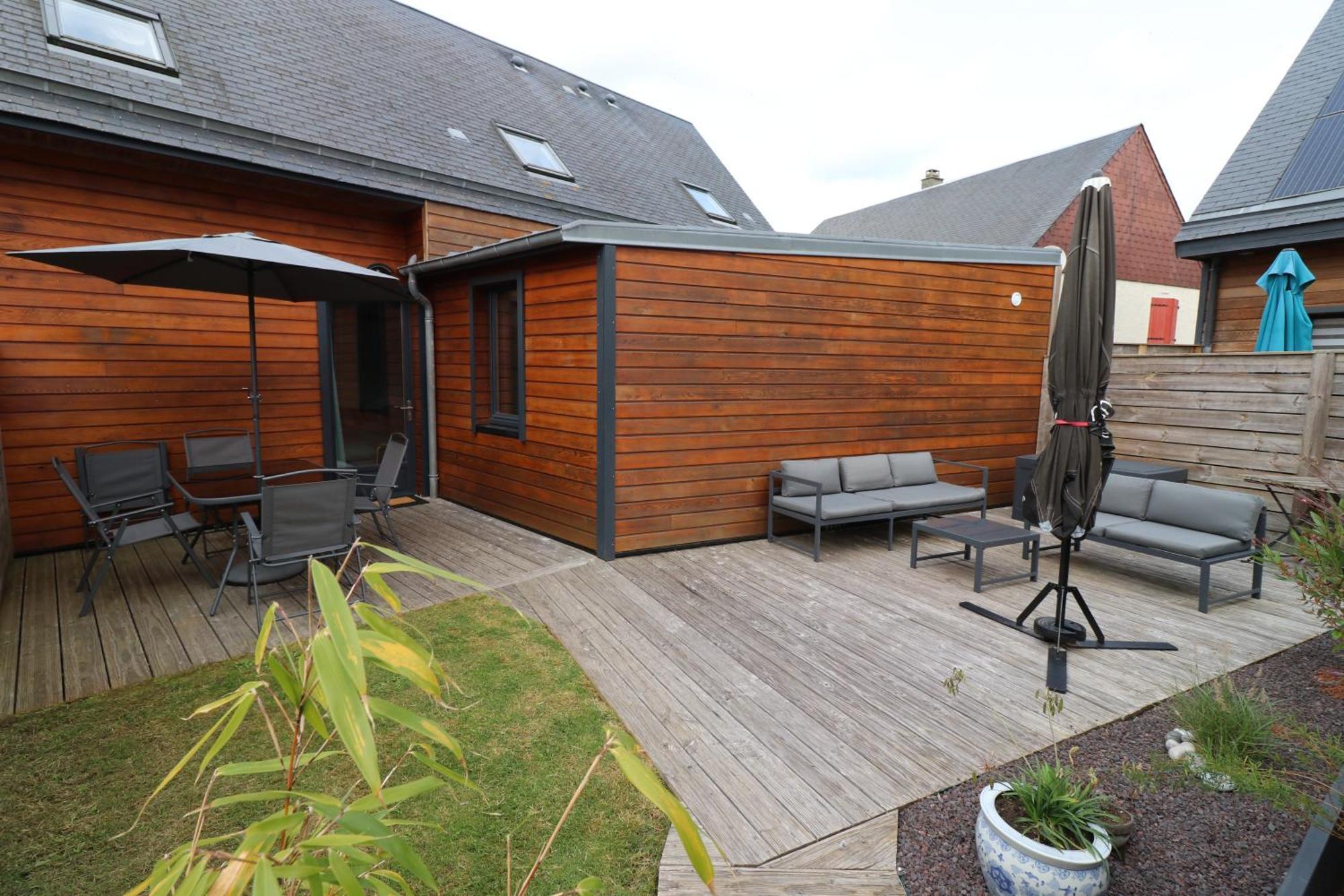Maison Avec Terrasses A 300M De La Mer Juno Beach Bernieres-sur-Mer Exterior photo